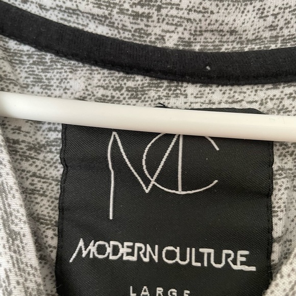 ✨SOLD✨Modern Culture Boys Shirt Size Large - Picture 3 of 5